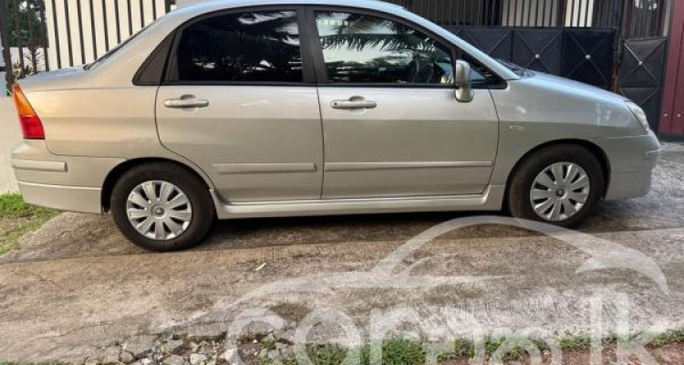 SUZUKI AERIO 2003