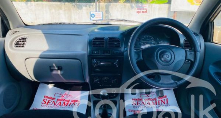KIA RIO 2002