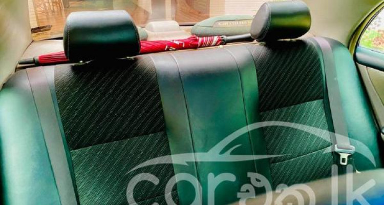 TOYOTA COROLLA 121 2002