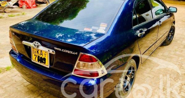 TOYOTA COROLLA 121 2002