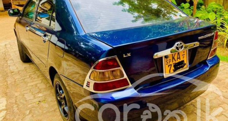 TOYOTA COROLLA 121 2002