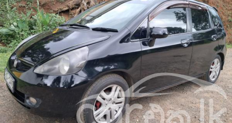 HONDA FIT GD1 2002