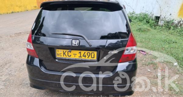 HONDA FIT GD1 2002