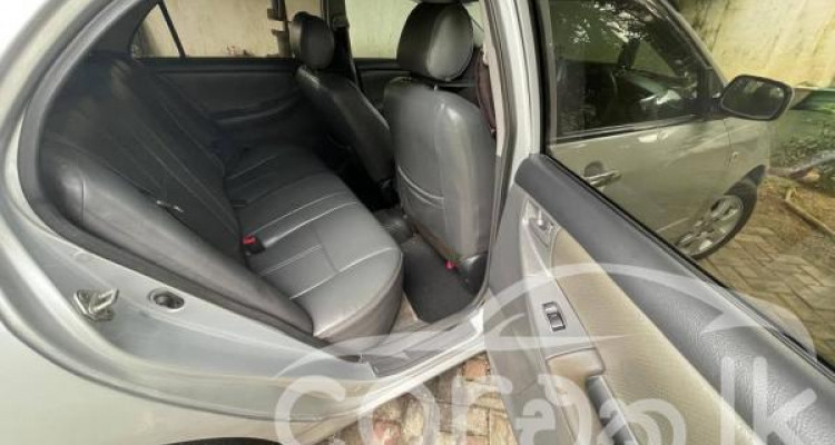 TOYOTA COROLLA 121 2003