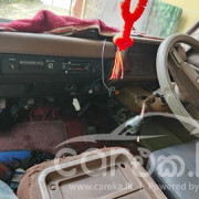 TOYOTA HIACE 1983