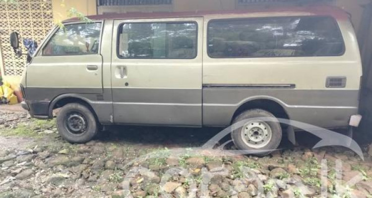 TOYOTA HIACE 1983
