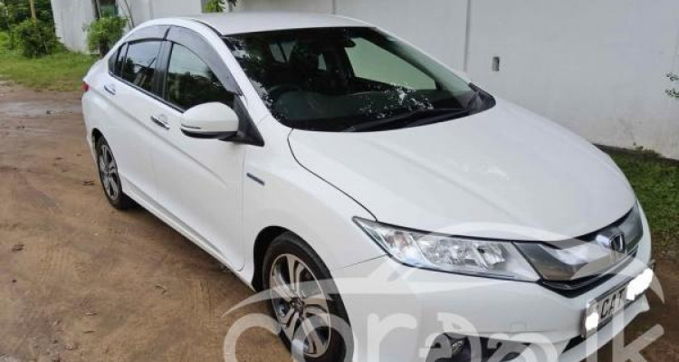 HONDA GRACE 2016