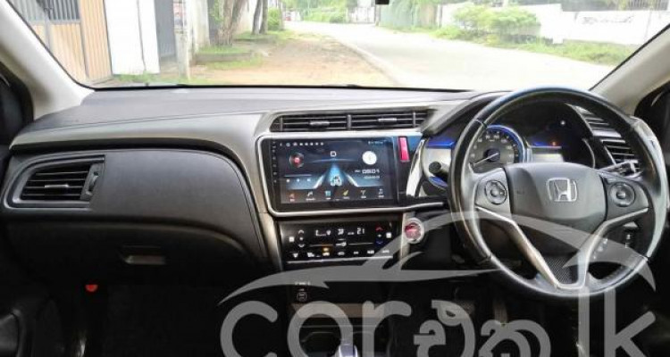 HONDA GRACE 2016