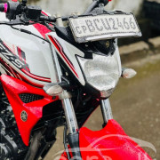 YAMAHA FZ V2 2015