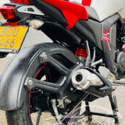 YAMAHA FZ V2 2015