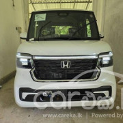 HONDA N-BOX 2024