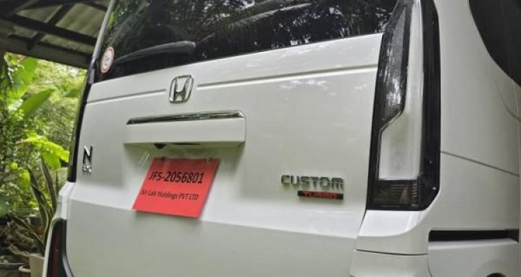 HONDA N-BOX 2024