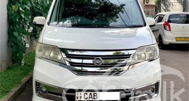 NISSAN SERENA 2012