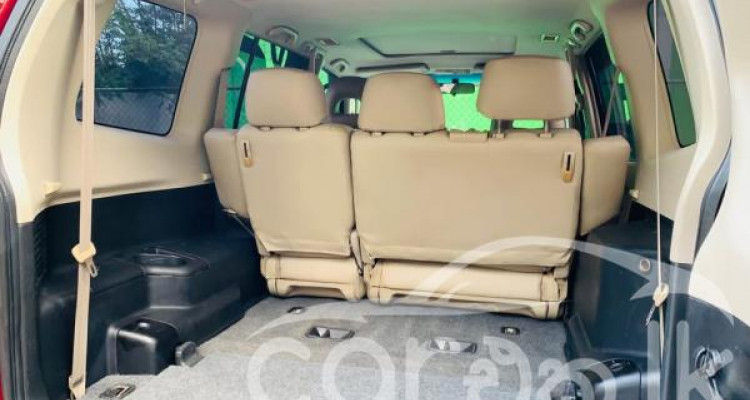 MITSUBISHI MONTERO 2004