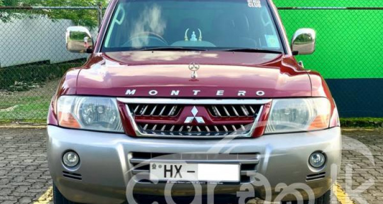 MITSUBISHI MONTERO 2004