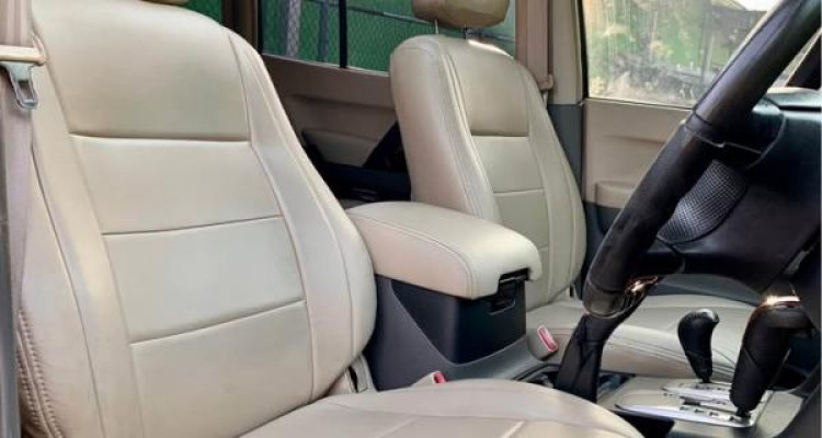 MITSUBISHI MONTERO 2004