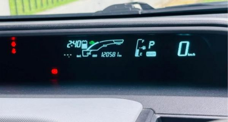 TOYOTA AQUA 2014