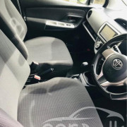 TOYOTA VITZ 2015