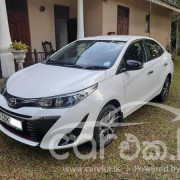 TOYOTA YARIS 2020