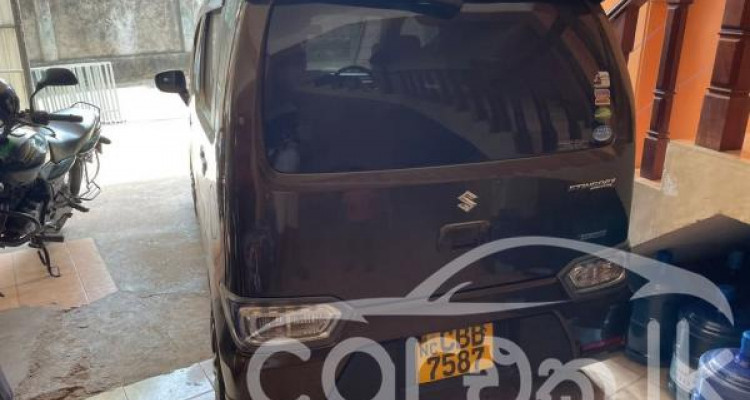 SUZUKI WAGON R 2017
