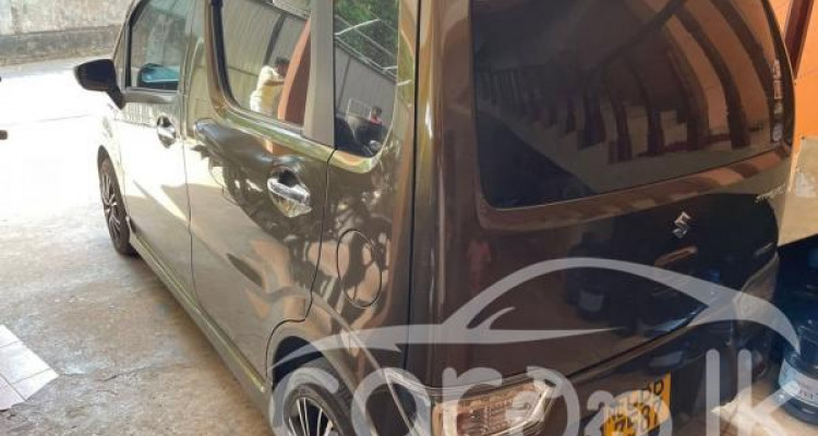 SUZUKI WAGON R 2017