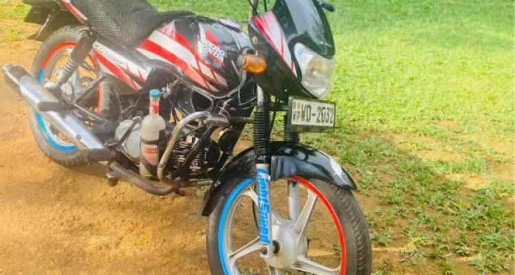 HERO HONDA CD DELUXE 2010