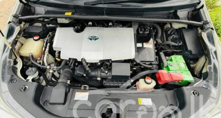 TOYOTA PRIUS 2016