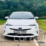 TOYOTA PRIUS 2016