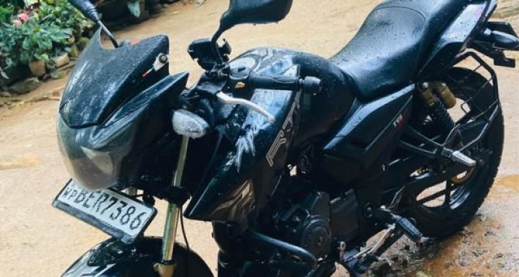 TVS APACHE 2016
