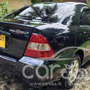 TOYOTA COROLLA 121 2001