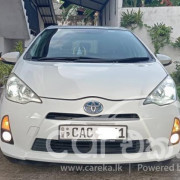 TOYOTA AQUA 2014