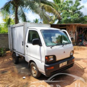 MITSUBISHI MINICAB U42 1999