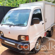 MITSUBISHI MINICAB U42 1999