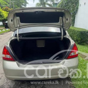 NISSAN TIIDA 2008