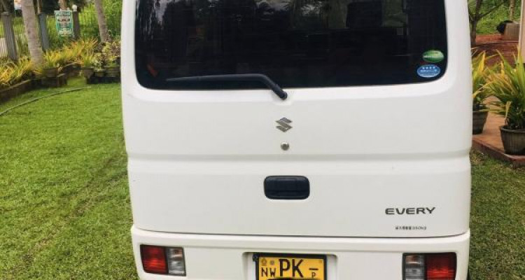 SUZUKI EVERY 2018