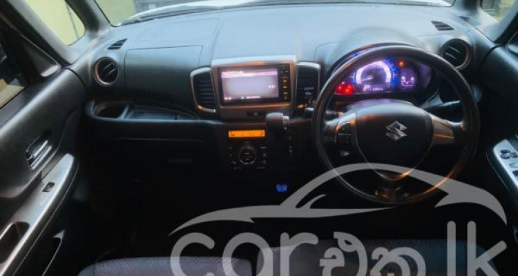 SUZUKI SPACIA 2017