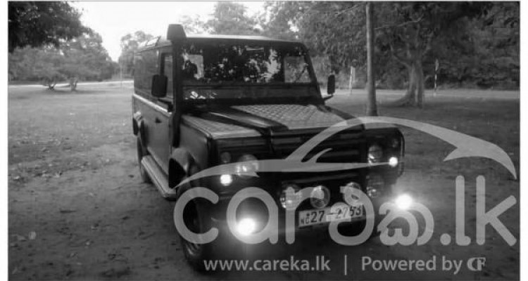 LAND ROVER 110 1976