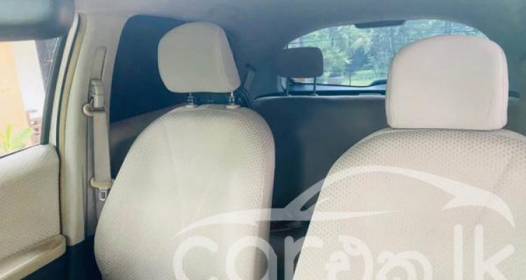 TOYOTA VITZ 2007
