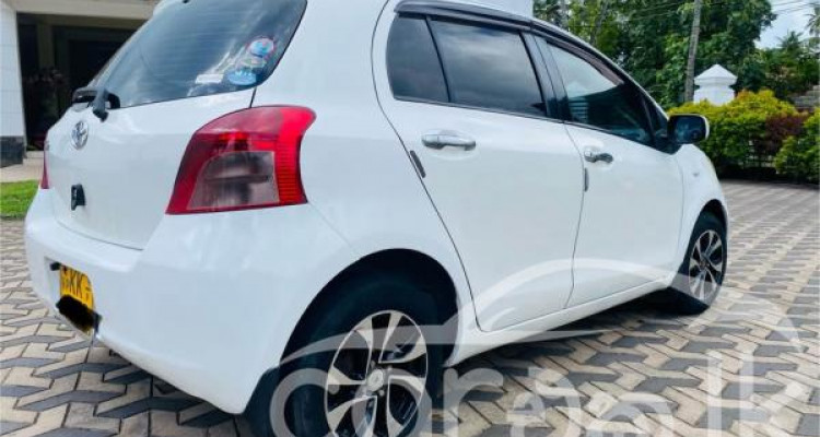 TOYOTA VITZ 2007