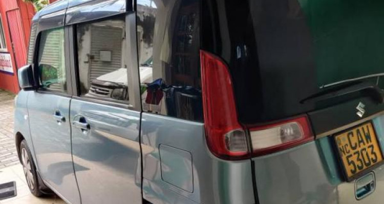 SUZUKI SPACIA 2015