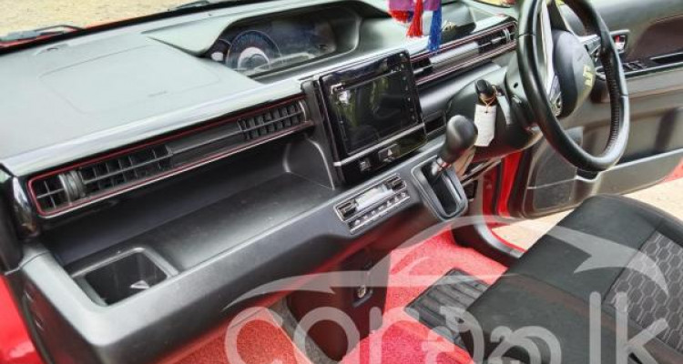 SUZUKI WAGON R STINGRAY 2018