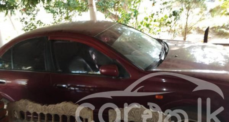 NISSAN SUNNY 2001