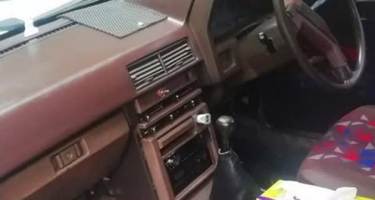 TOYOTA CARINA 1985