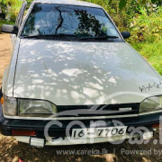 MAZDA FAMILIA 1987