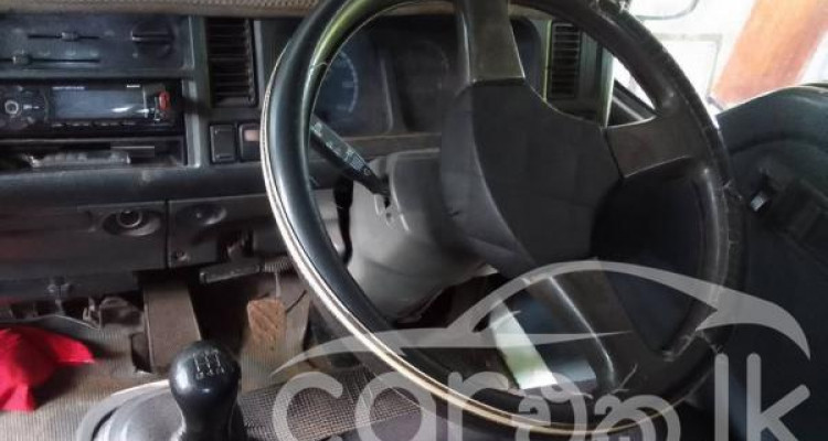 MAZDA TITAN 1999