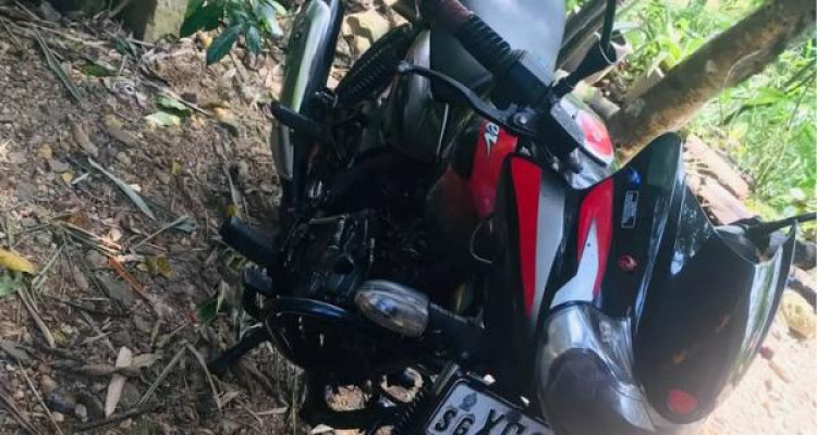 BAJAJ DISCOVER 150 2011