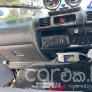 MAZDA BONGO 2004