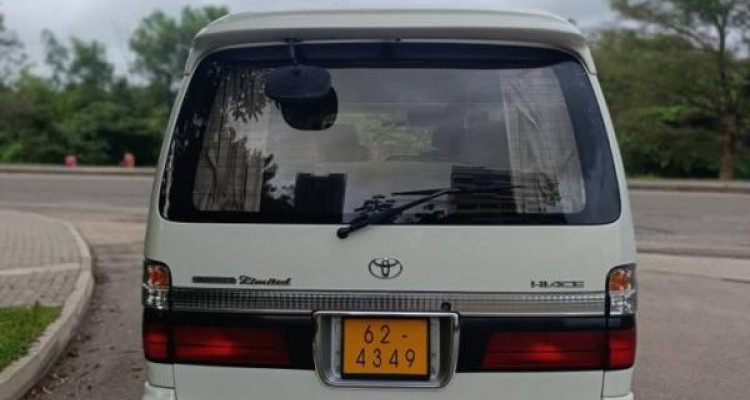TOYOTA DOLPHIN 1991