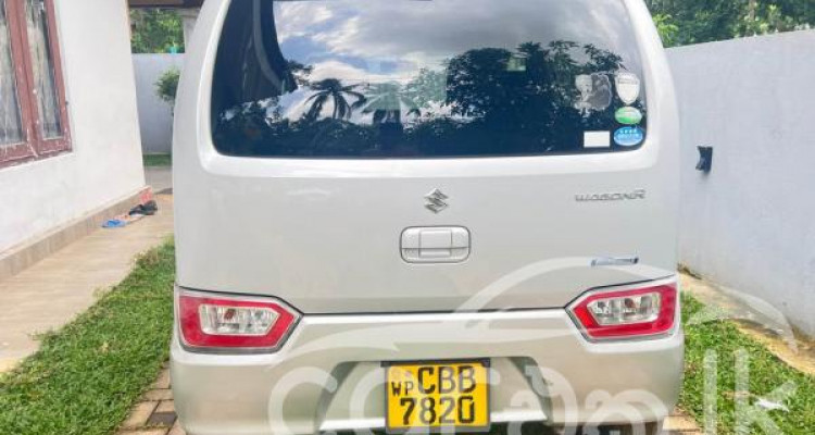 SUZUKI WAGON R FX 2017