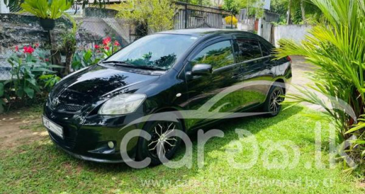 TOYOTA YARIS 2006